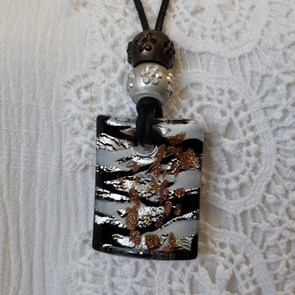 Handmade necklace - Picture 2 of 2